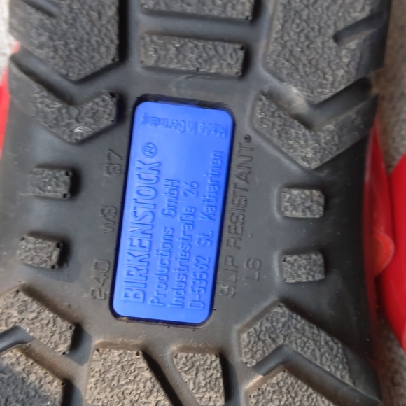 Red Patent Birkenstock sandals - Picture 5 of 5